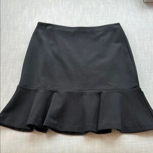 Elegant Black Ruffle Hem Skirt